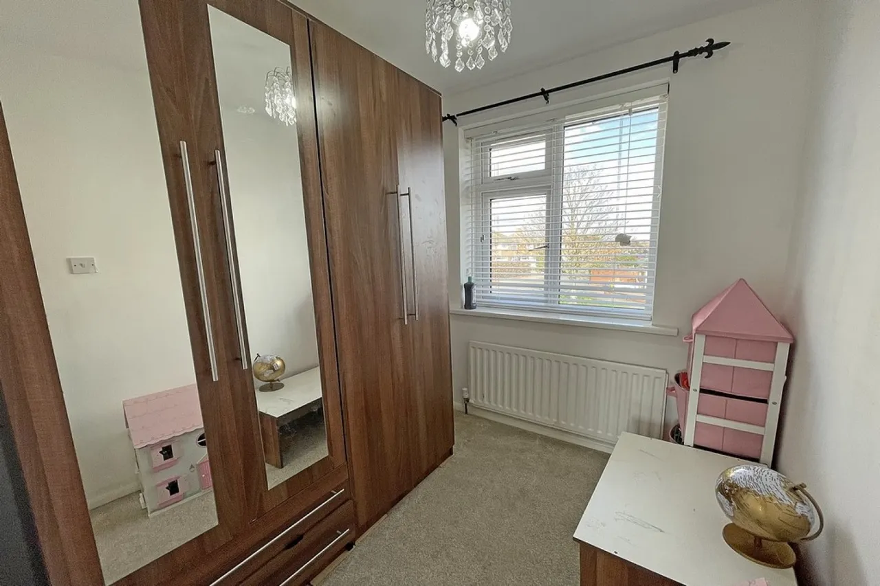 Moorhill Road, Whitnash, CV31, photo 9