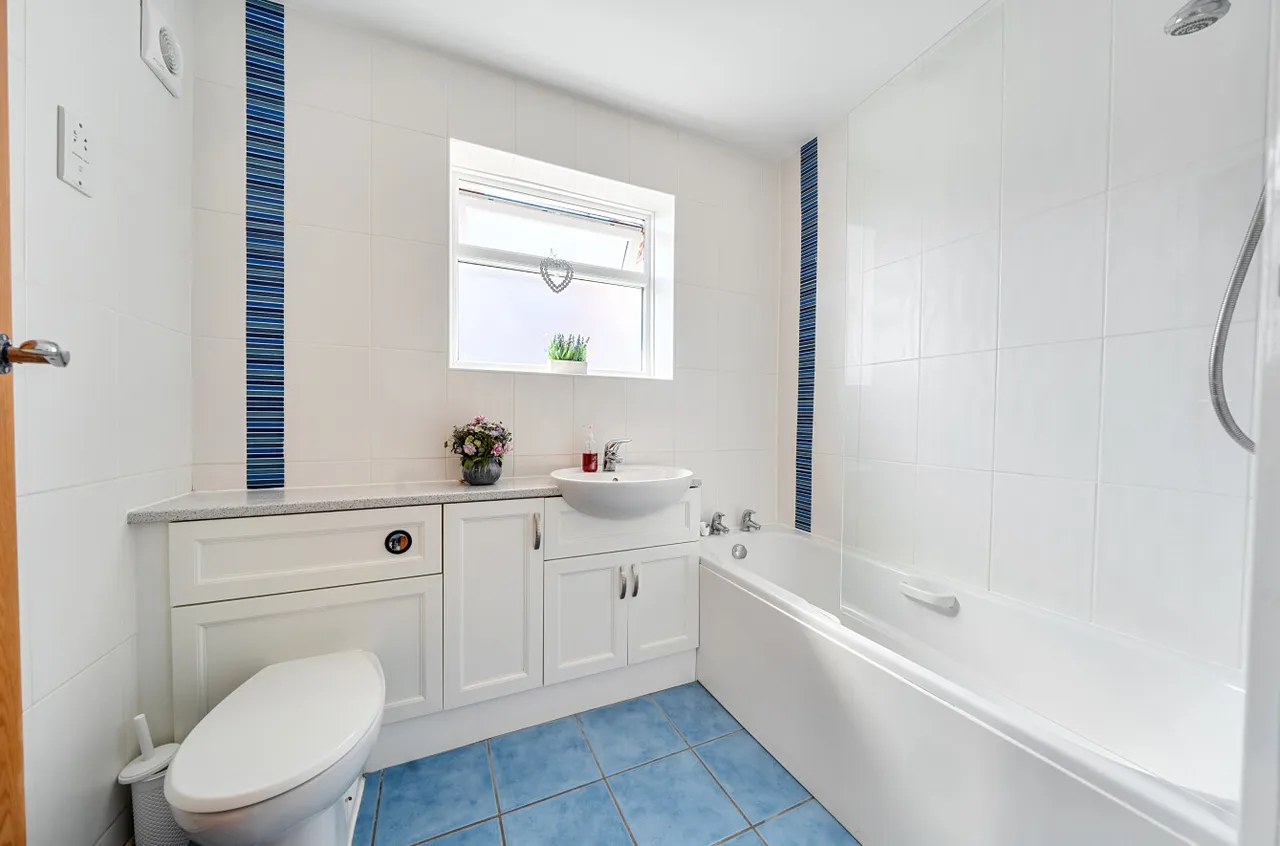 Common Close, Chandler's Ford, SO53, photo 8