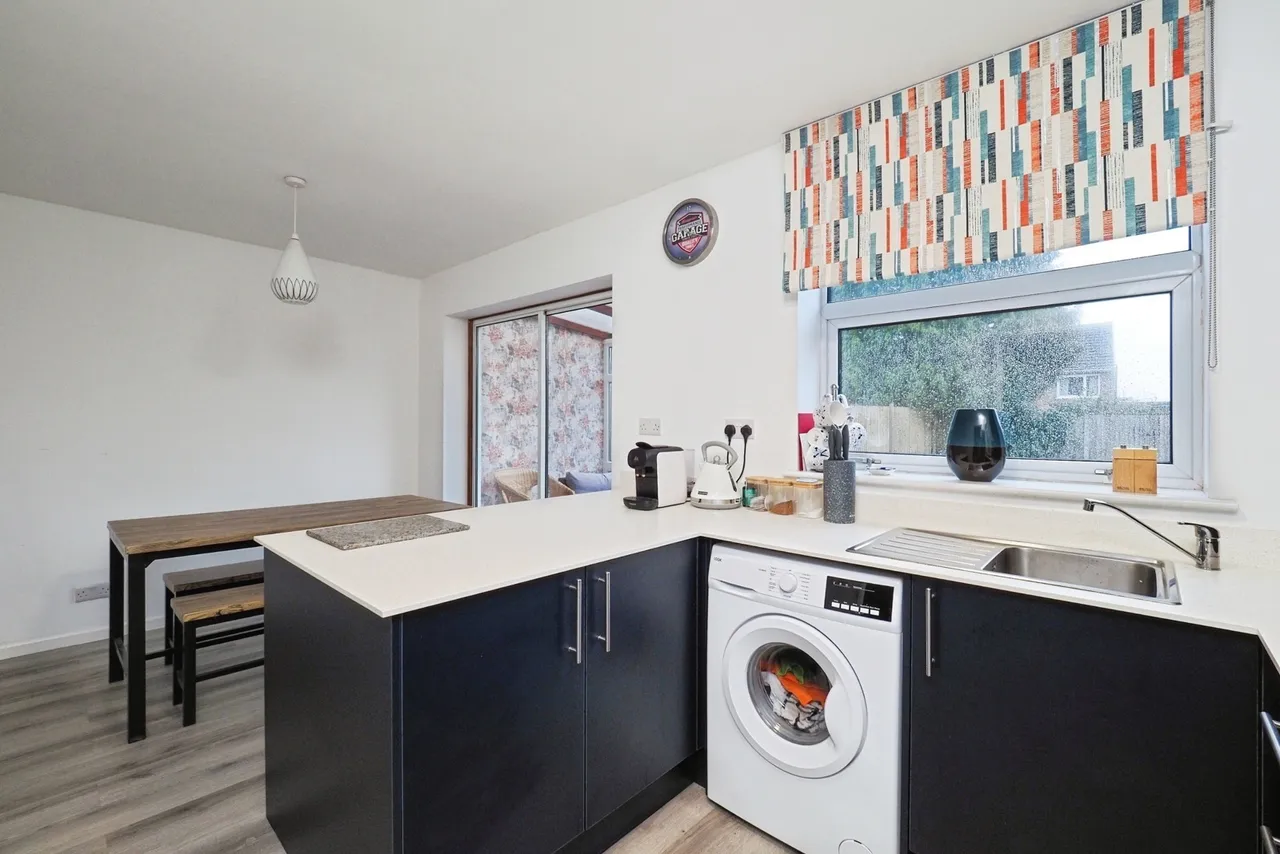 Brookfield Avenue, Hucknall, Nottingham, Nottinghamshire, NG15, photo 5