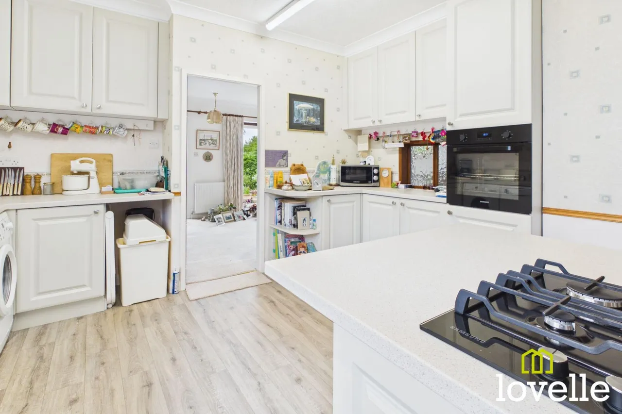 Ferriby High Road, North Ferriby, HU14, photo 8