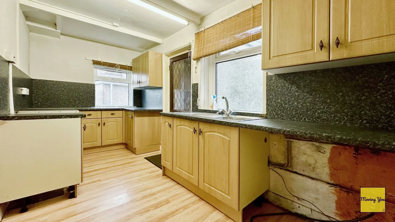 Crescent Road, Sarn, Bridgend, Mid Glamorgan, photo 3