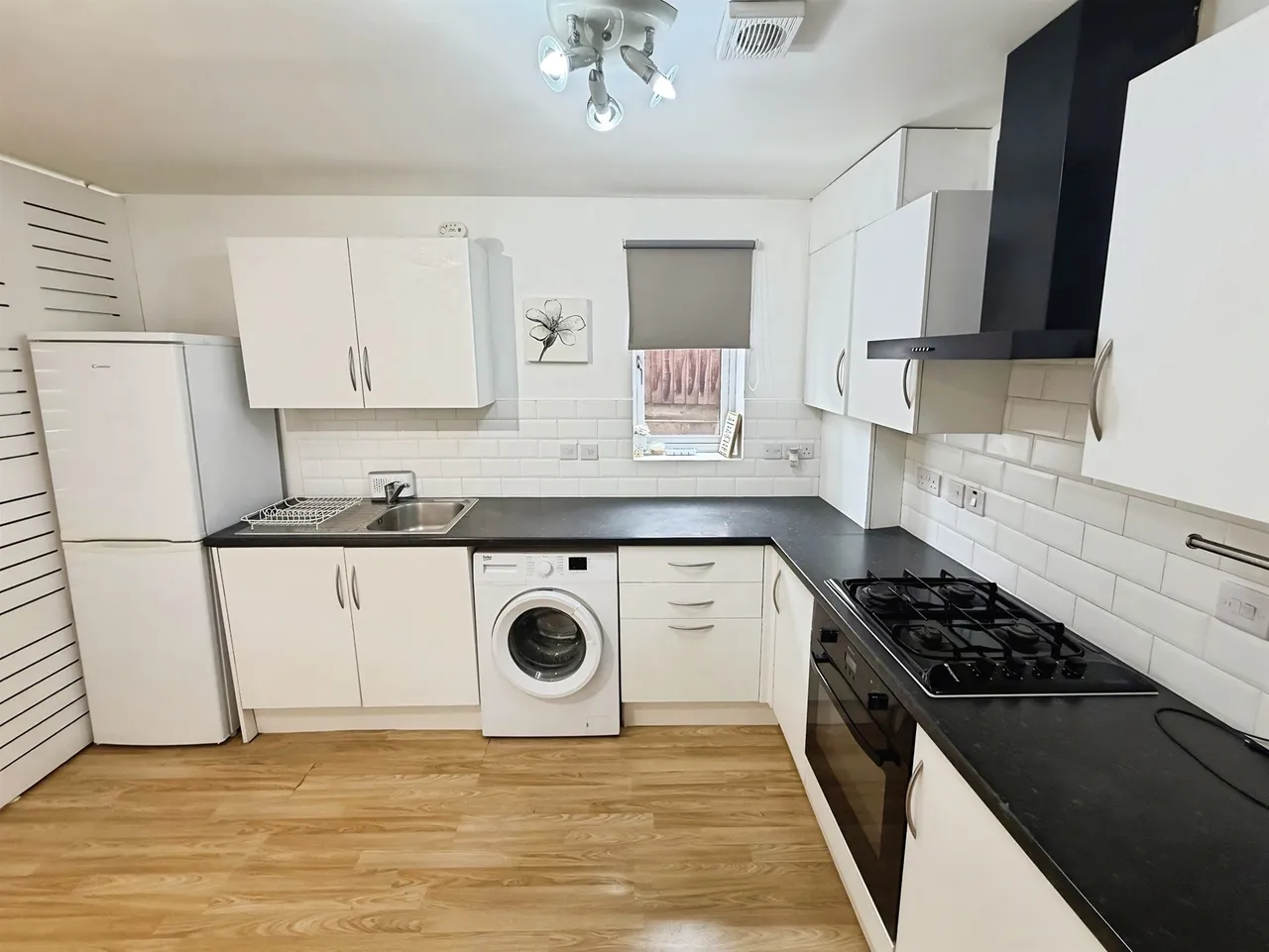 New Road, Rainham, photo 12