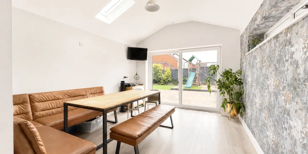 Oakham Drive, Moreton, CH46, photo 3