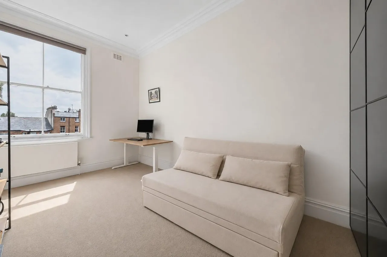 Compayne Gardens, London NW6 3DG, photo 6