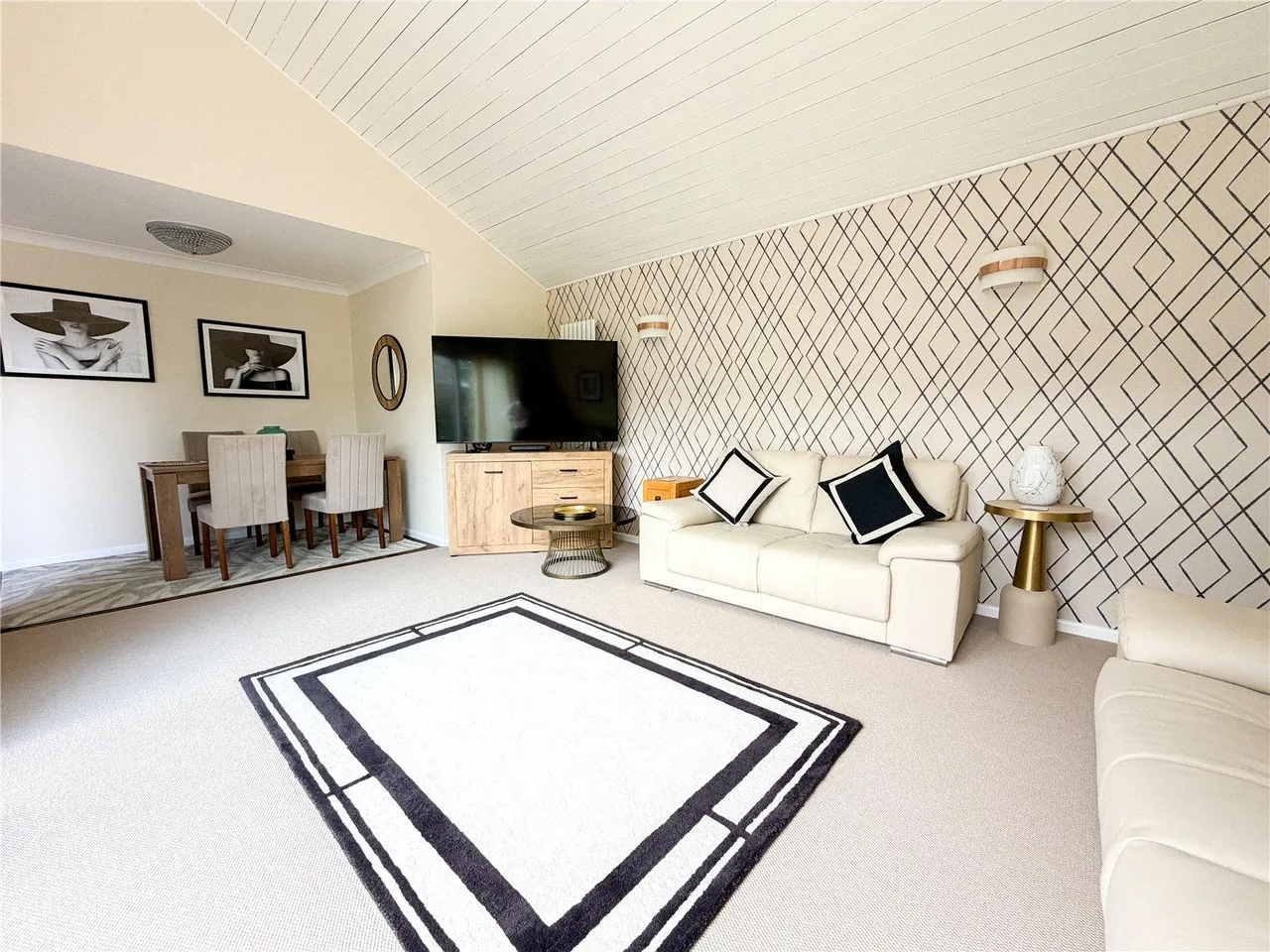 Rose Tree Paddock, Berrow, TA8, photo 4