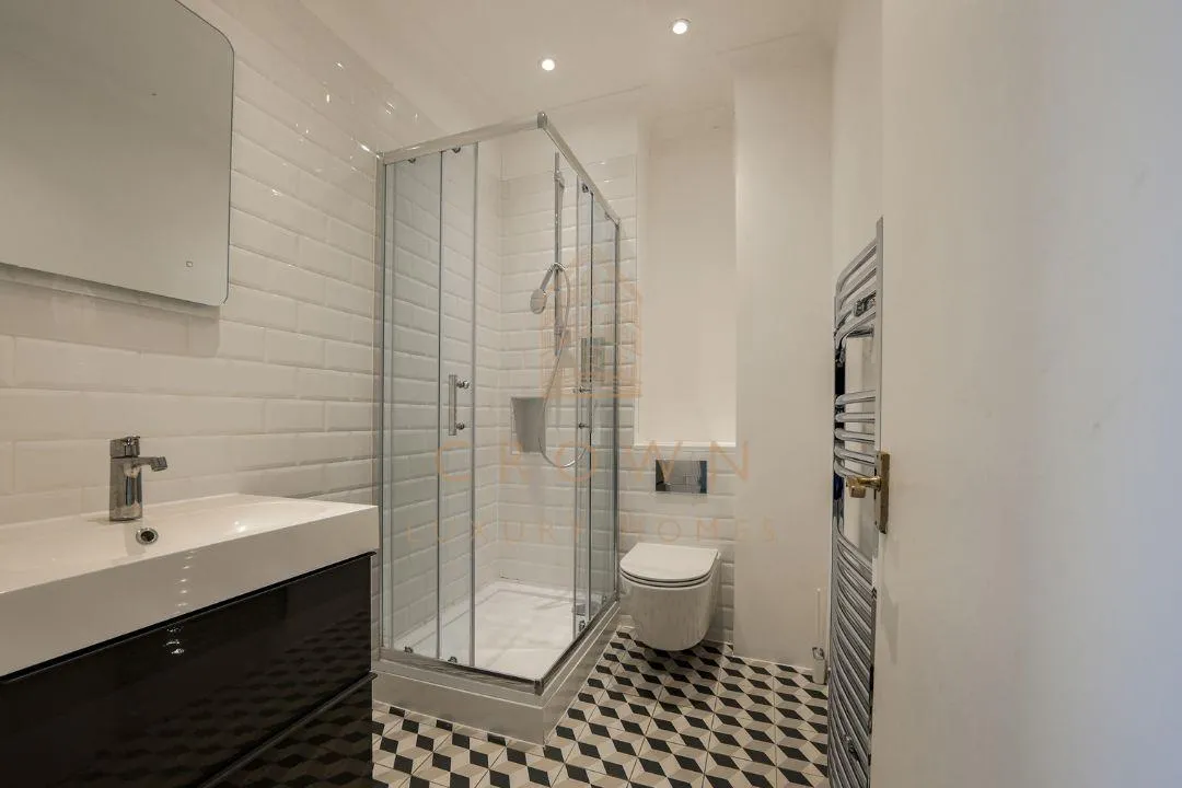 Aynhoe Road, London, W14, photo 11