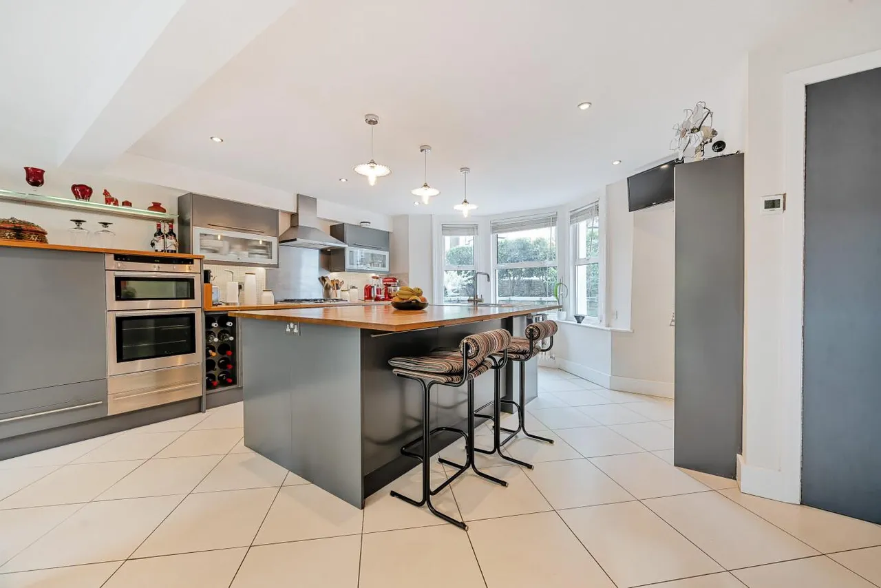 Angles Road, Streatham, London, SW16, photo 8