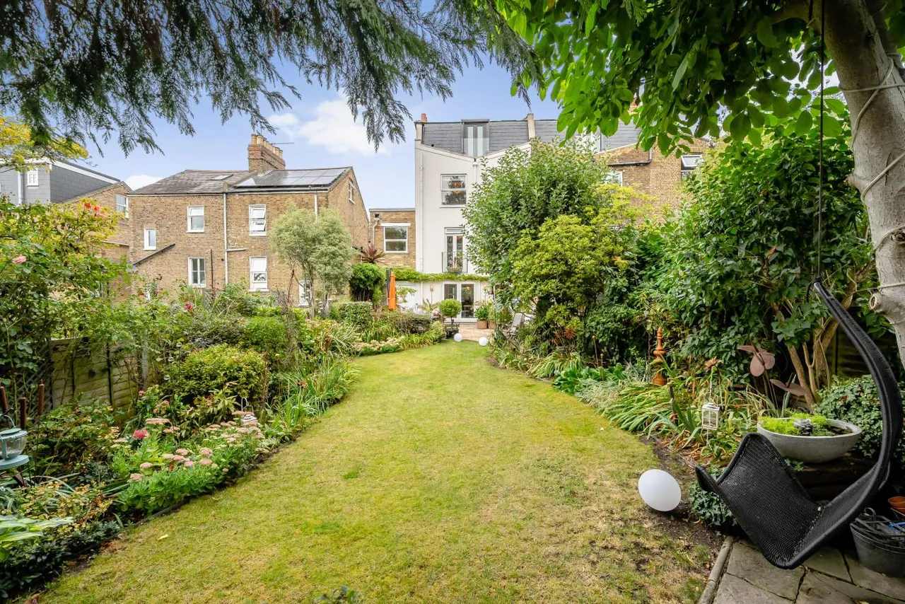 4 bed house for sale — Angles Road, Streatham, London, SW16