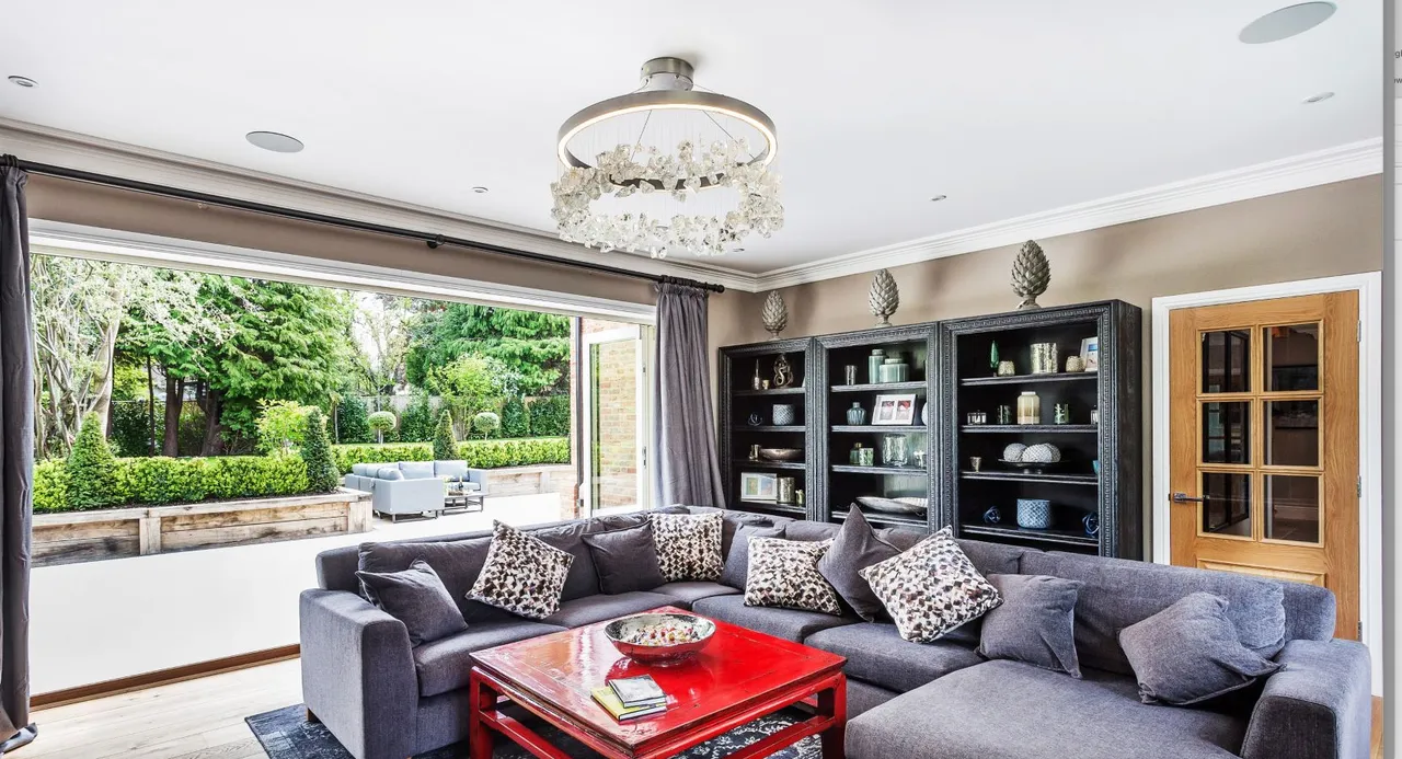 Horsham Road, Rudgwick, West Sussex, RH12 3DP, photo 3