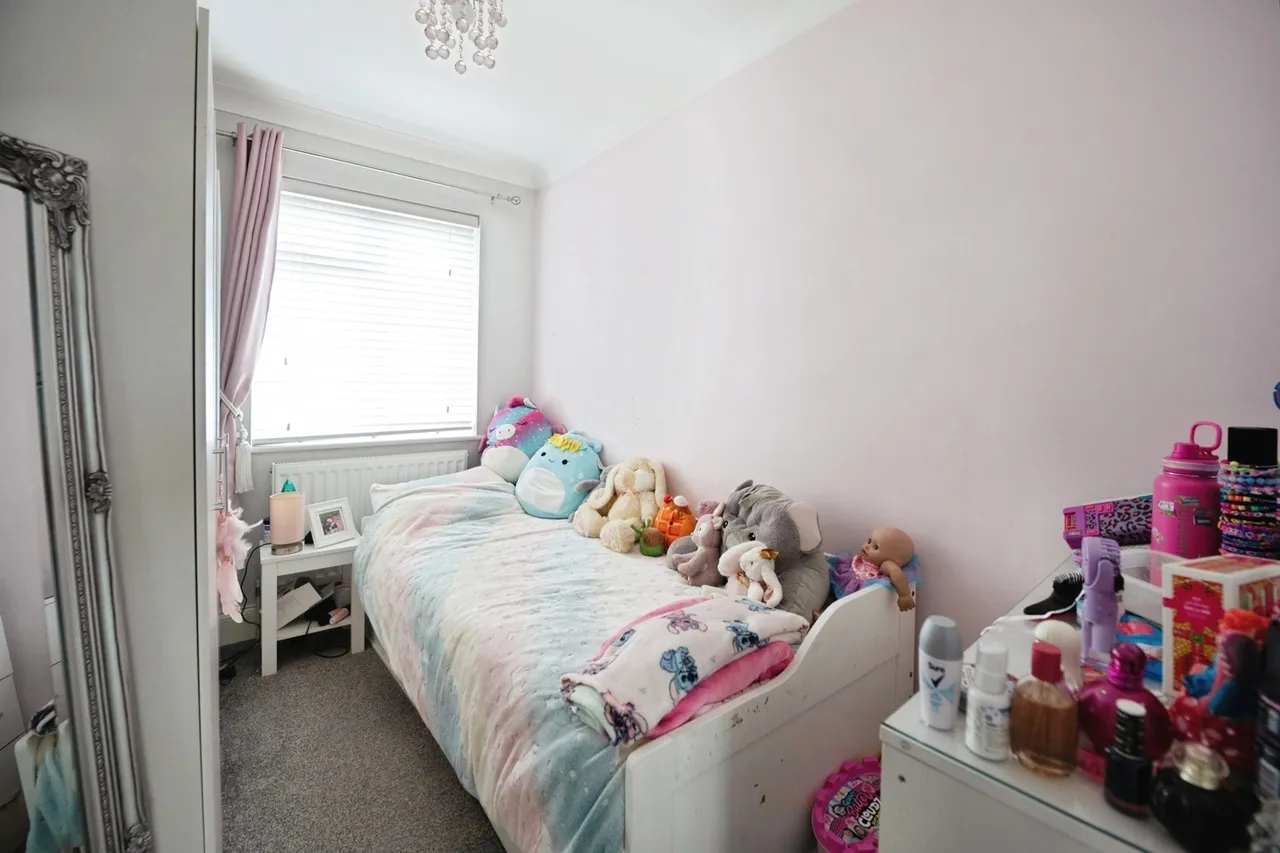 Clockhouse Lane, Romford, RM5, photo 21