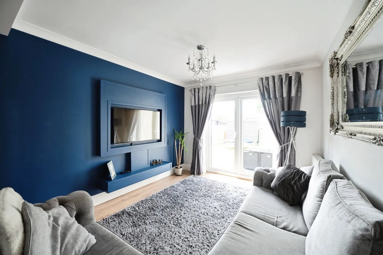 Clockhouse Lane, Romford, RM5, photo 3