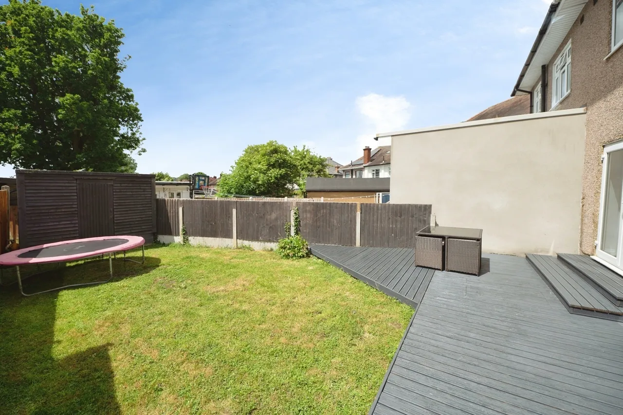 Clockhouse Lane, Romford, RM5, photo 23