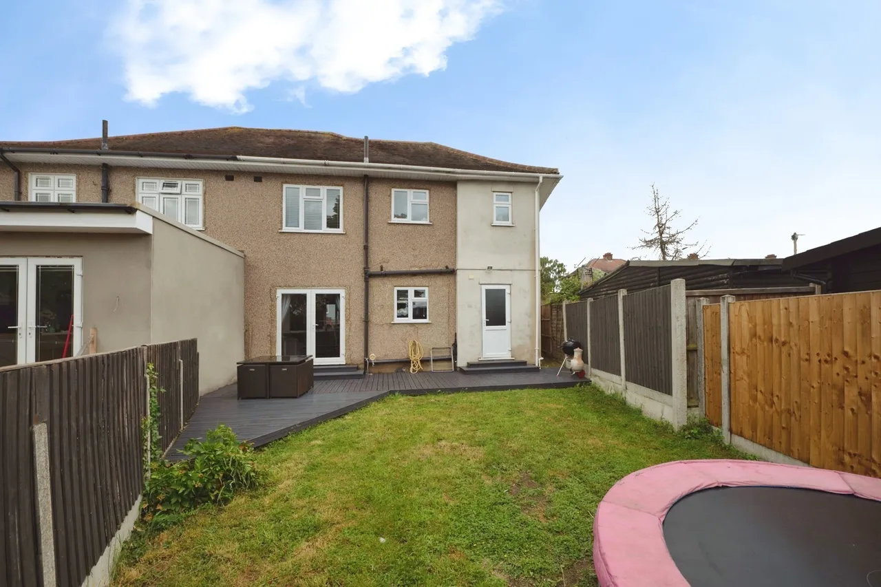 Clockhouse Lane, Romford, RM5, photo 25