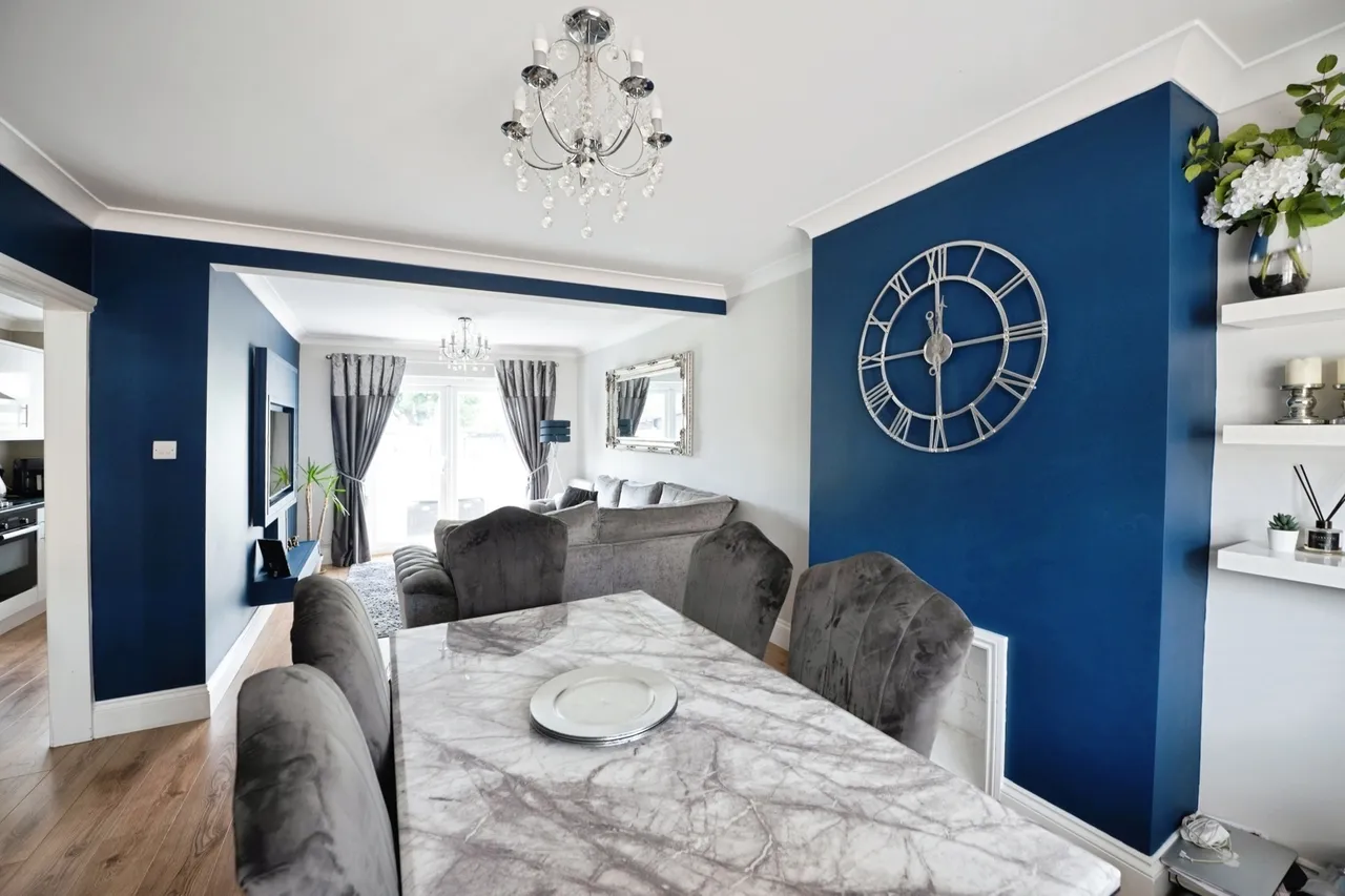 Clockhouse Lane, Romford, RM5, photo 2