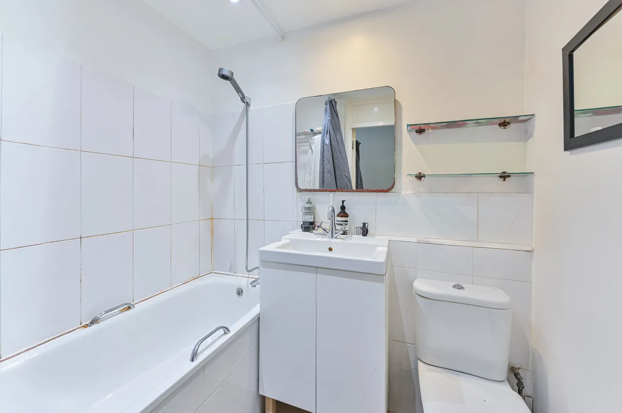 52 Nelson Gardens, London, photo 8