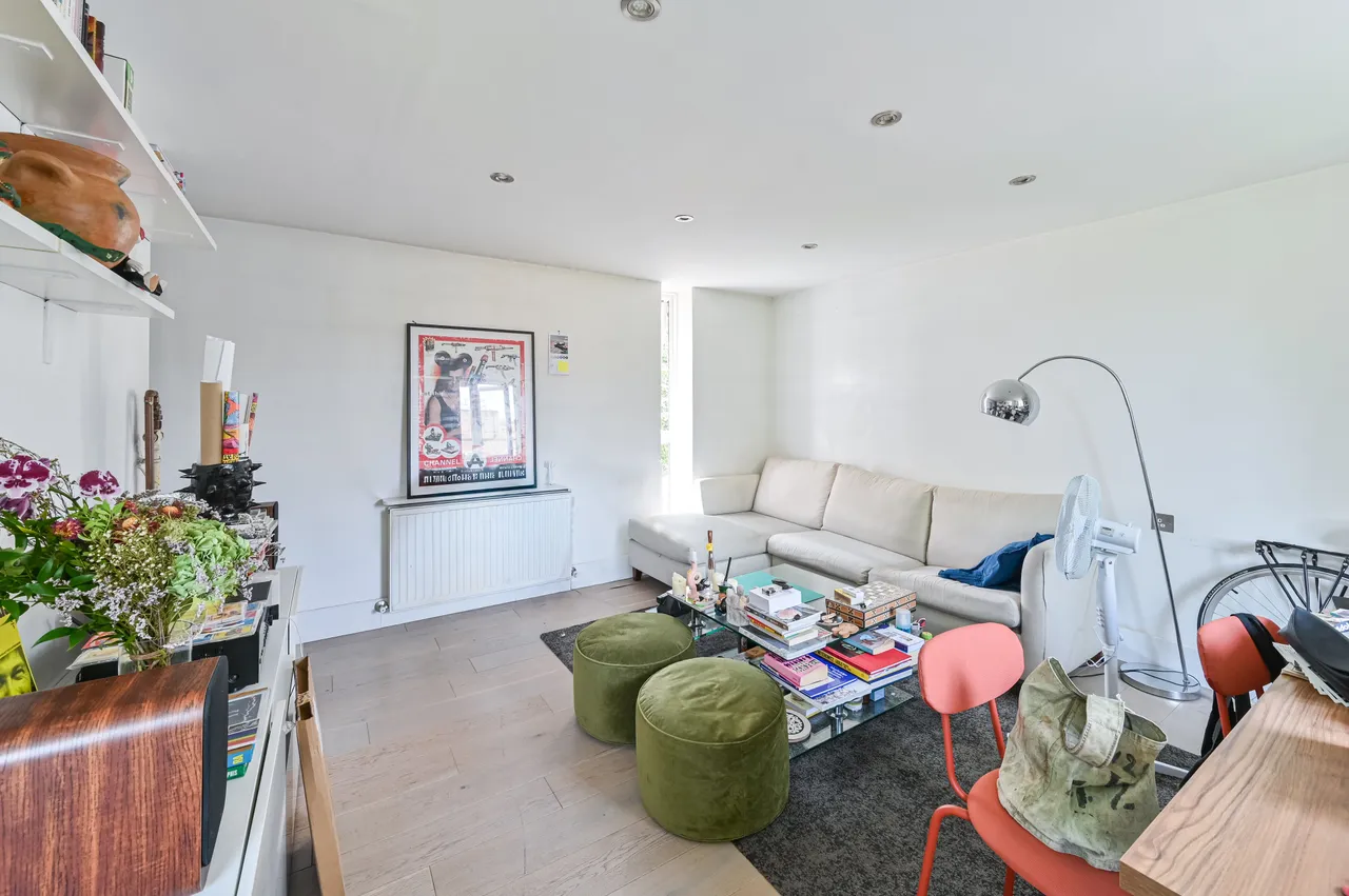 52 Nelson Gardens, London, photo 7