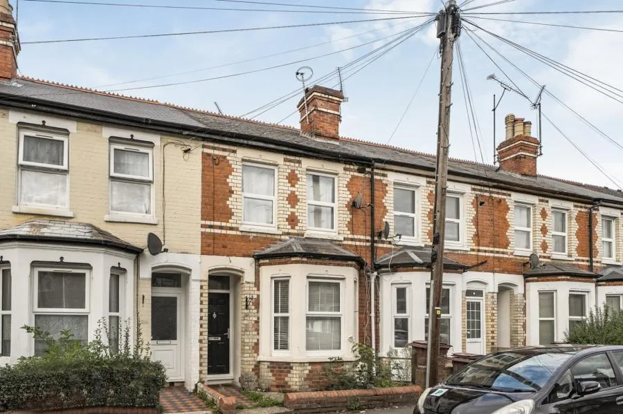 3 bed house for sale, Curzon Street, Reading, RG30