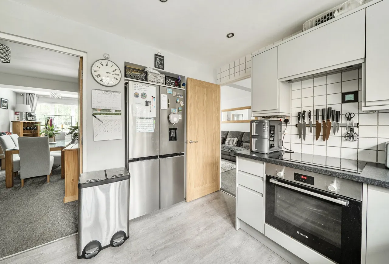 Chedworth Drive, Witney, OX28 5FS, photo 10
