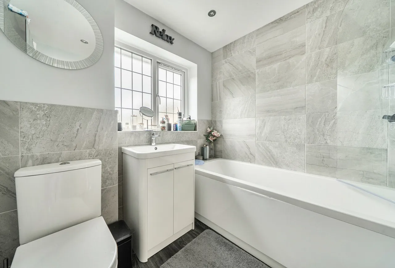 Chedworth Drive, Witney, OX28 5FS, photo 14