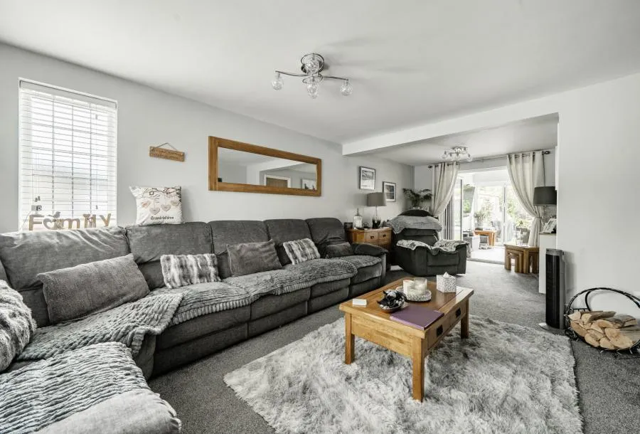 Chedworth Drive, Witney, OX28, photo 9