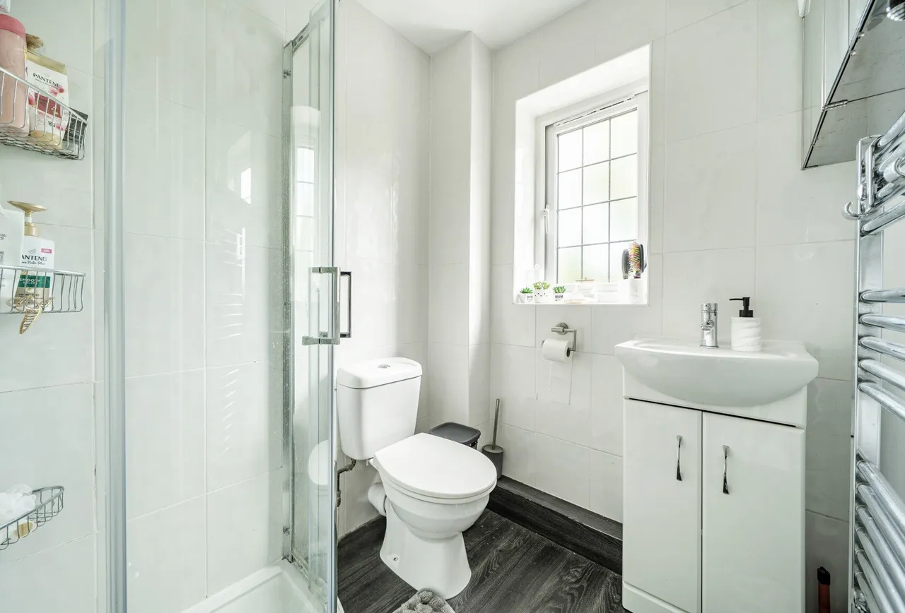 Chedworth Drive, Witney, OX28 5FS, photo 15