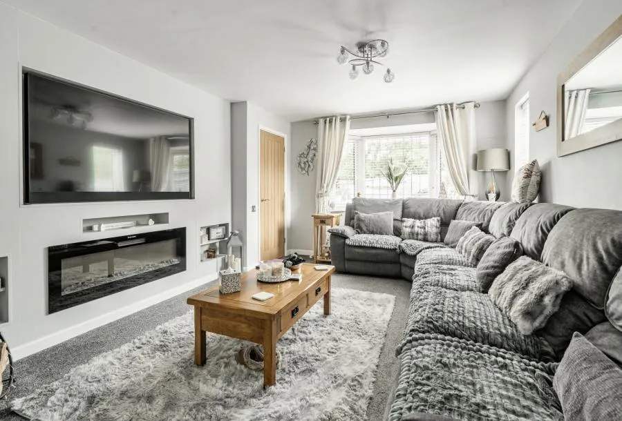 Chedworth Drive, Witney, OX28, photo 5
