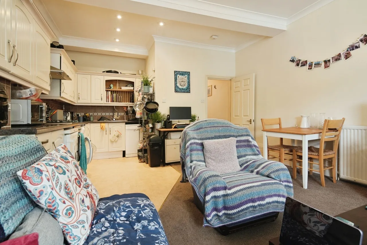 Hanover Crescent, Brighton, BN2, photo 11