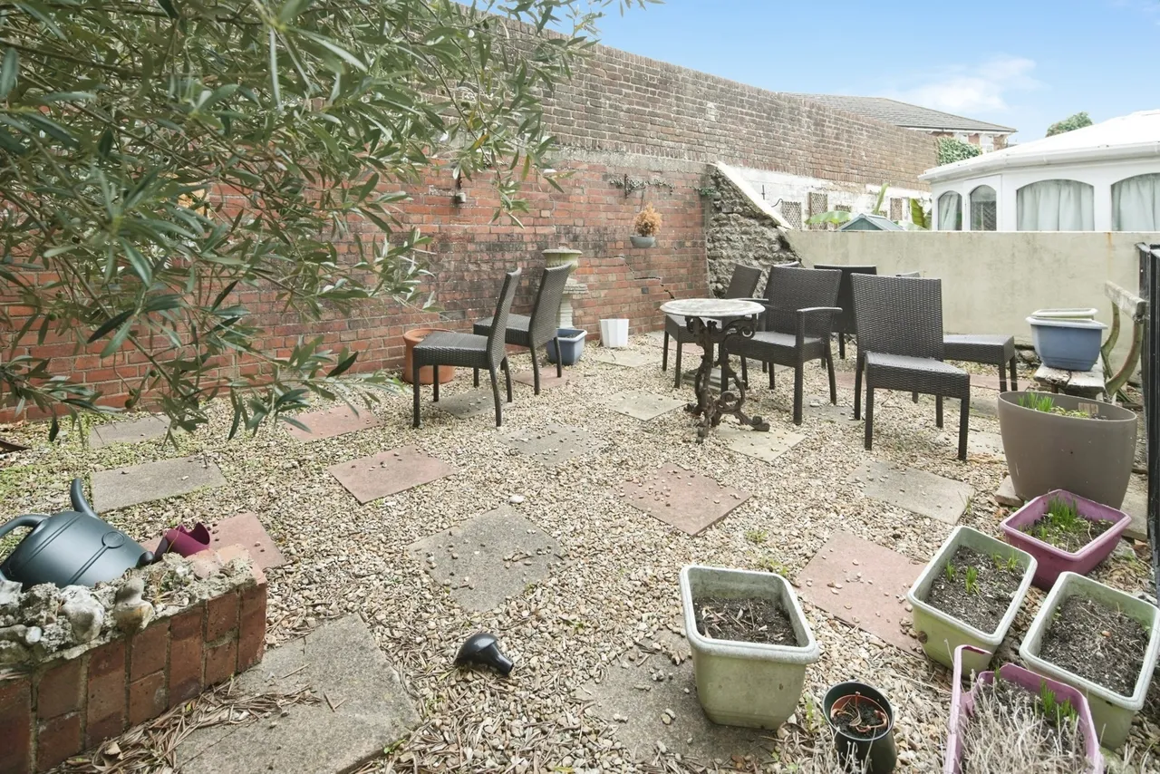 Hanover Crescent, Brighton, BN2, photo 15