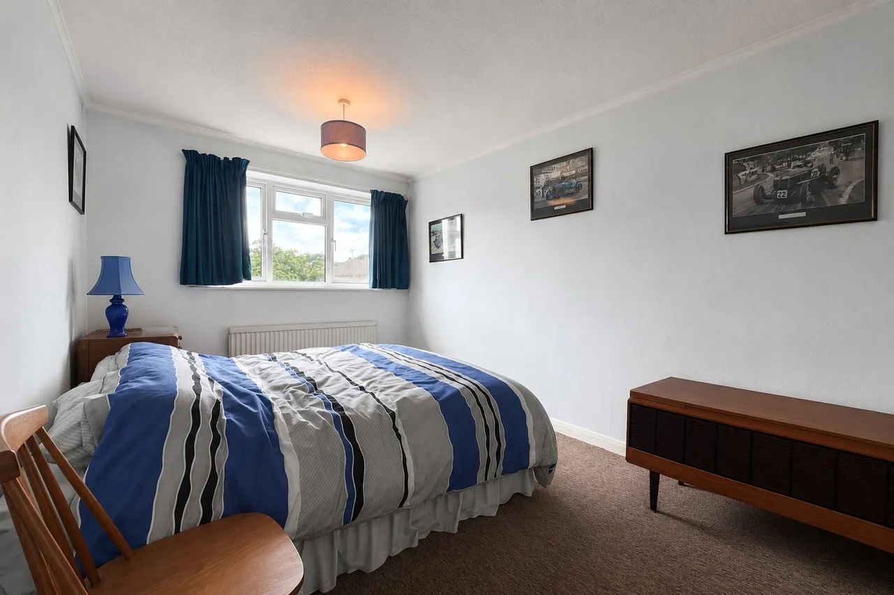 Chatsworth Road, Farnborough, GU14, photo 5