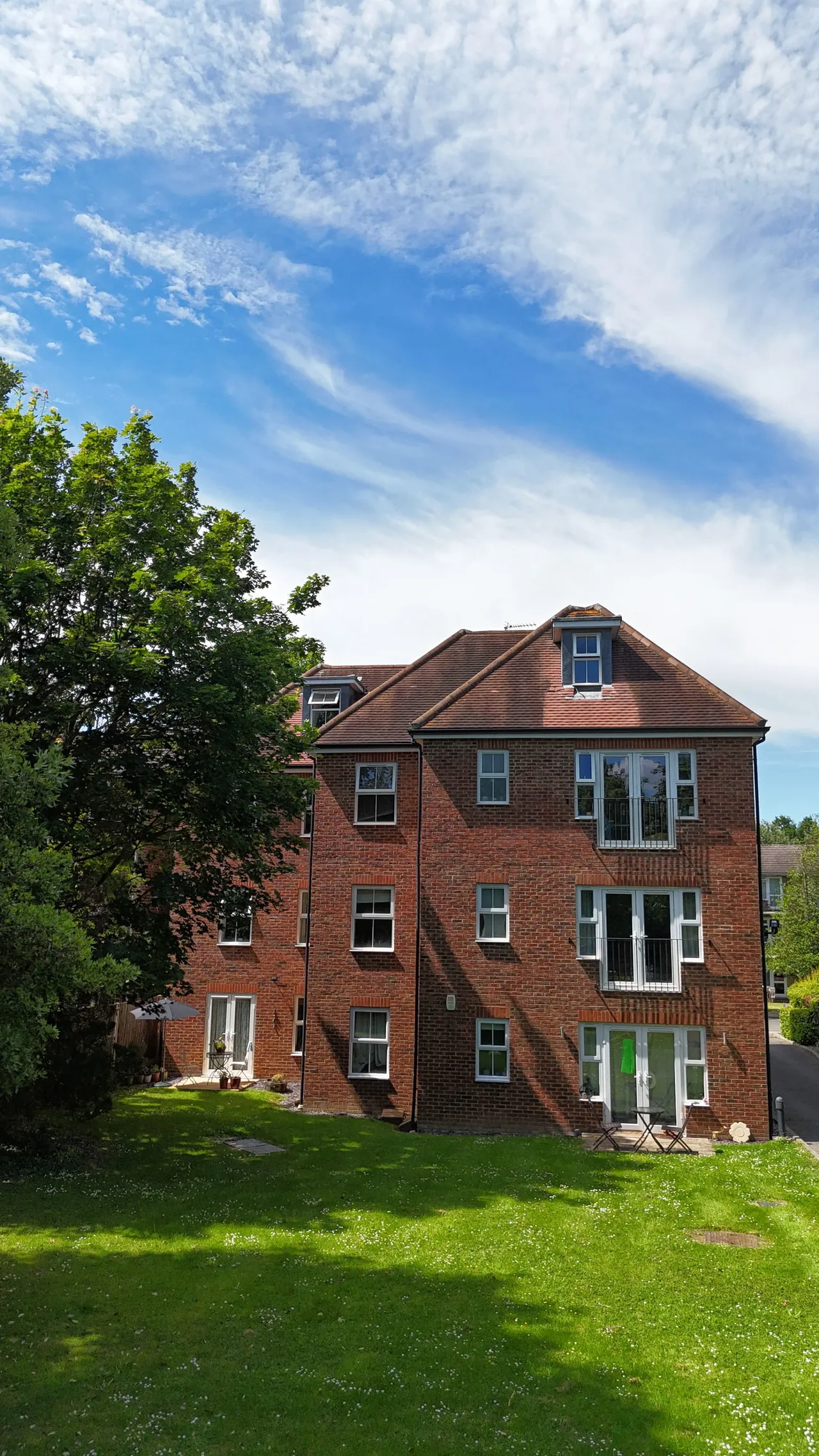 Lovelace Gardens, Surbiton, KT6 6SD, photo 7