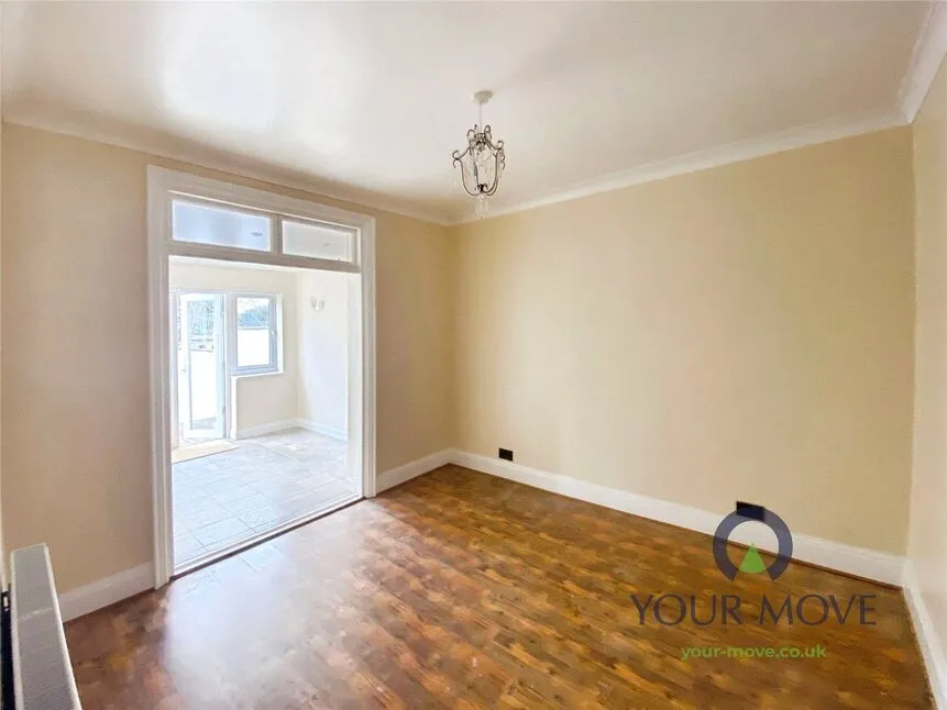 Bradshaw Road, Watford, WD24, photo 4