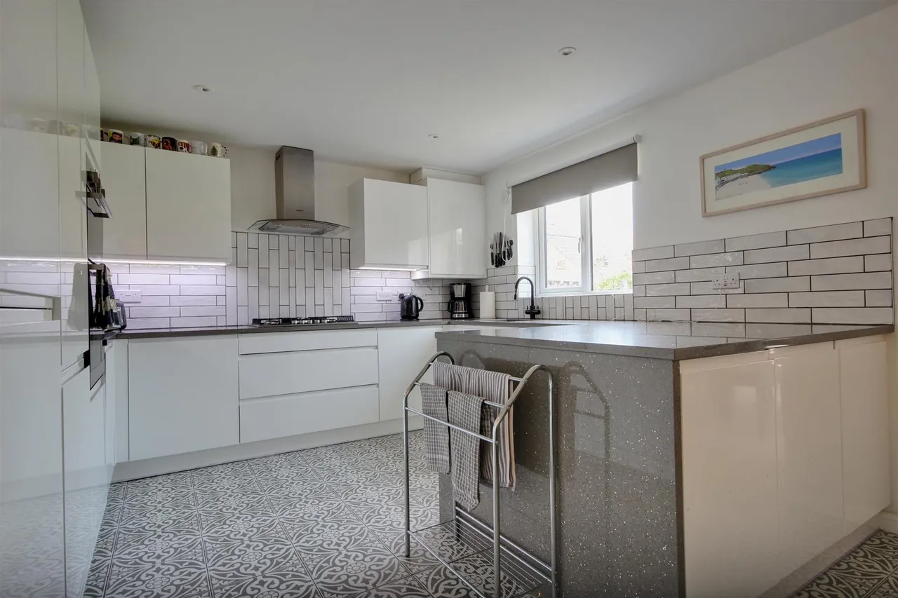 Walker Close, Beverley, photo 17