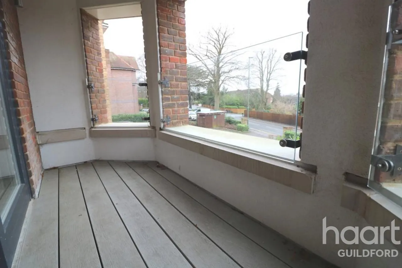 Epsom Road, GU1, photo 14