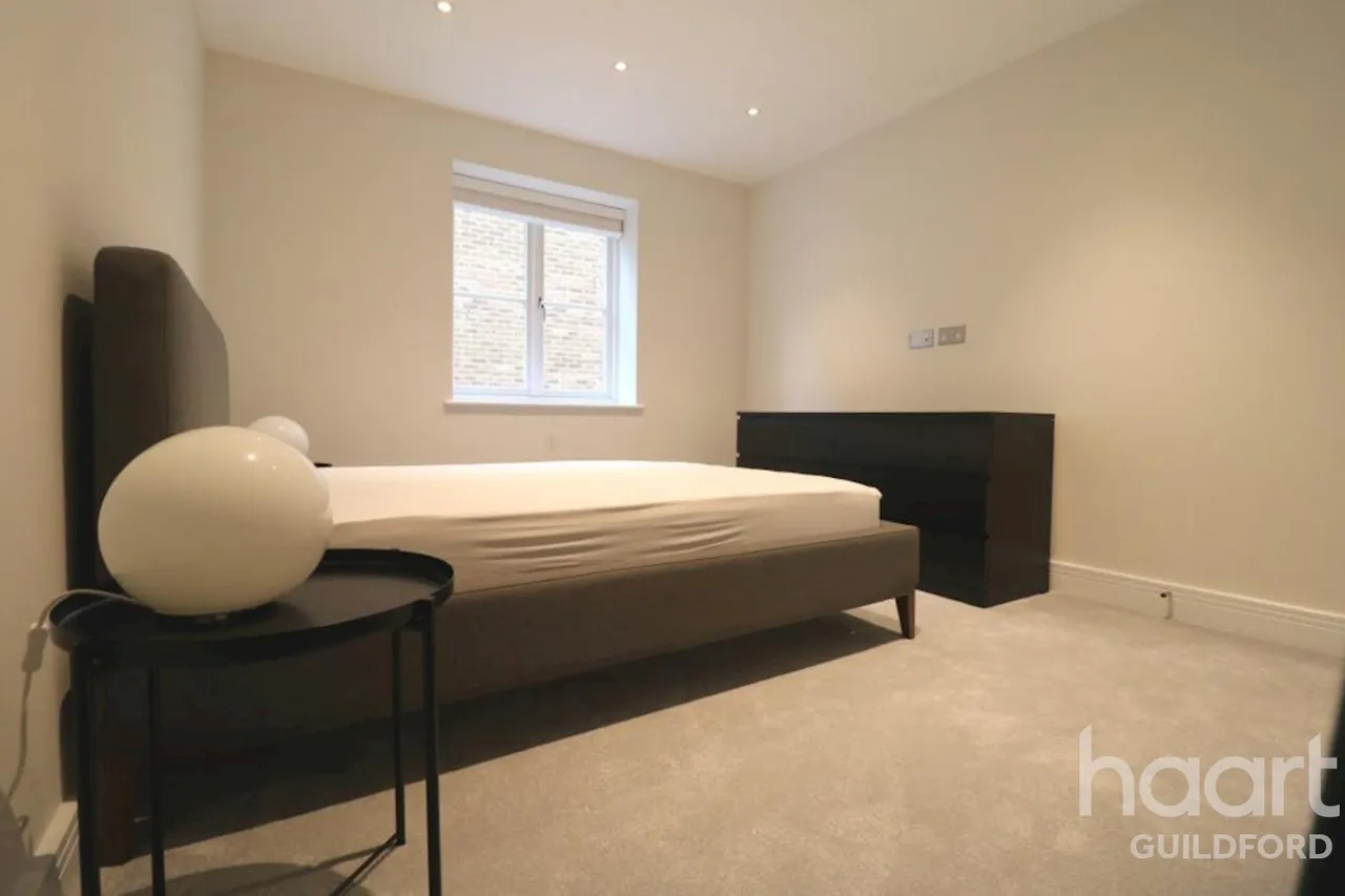 Epsom Road, GU1, photo 12