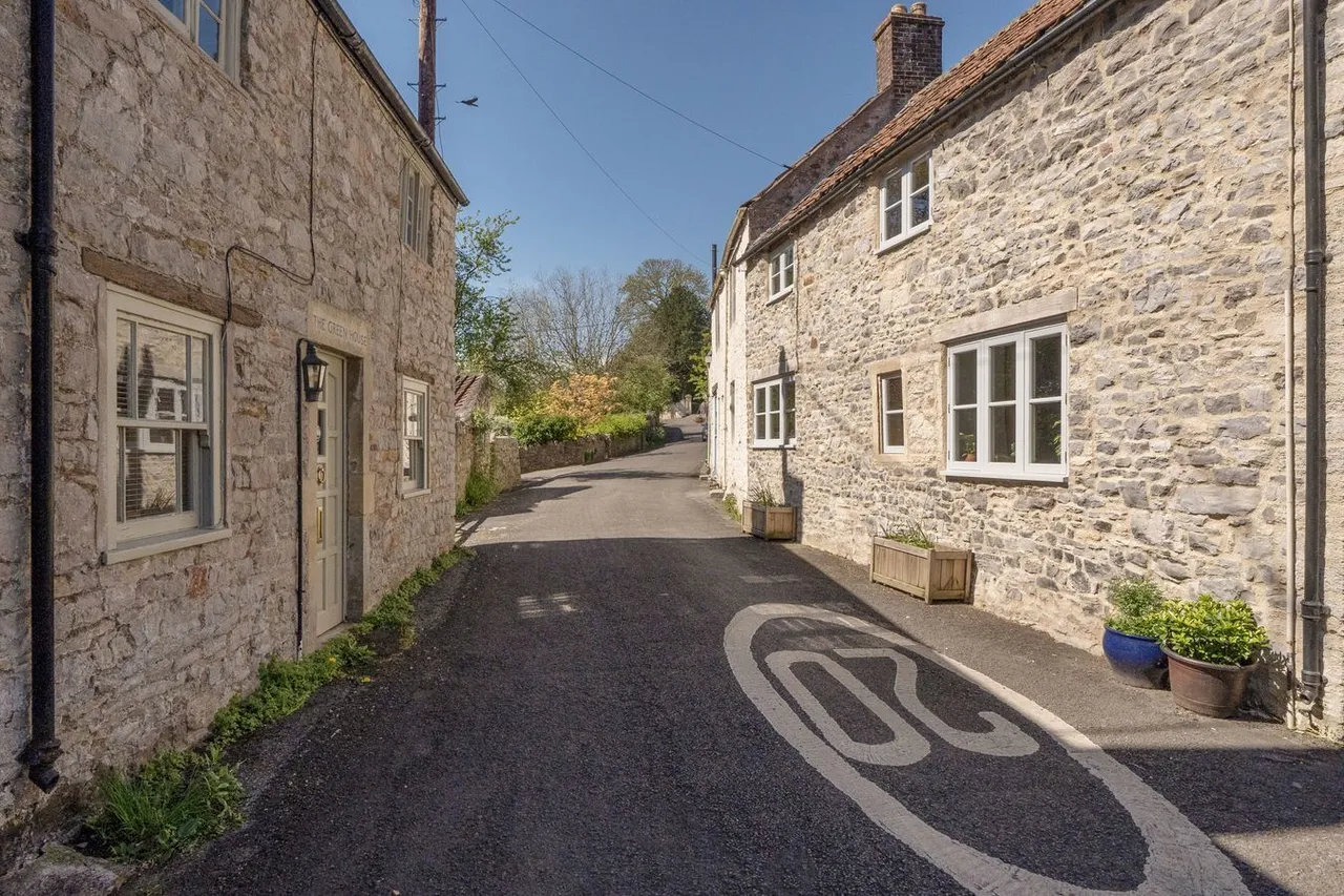 Horn Street, Nunney, BA11, photo 19