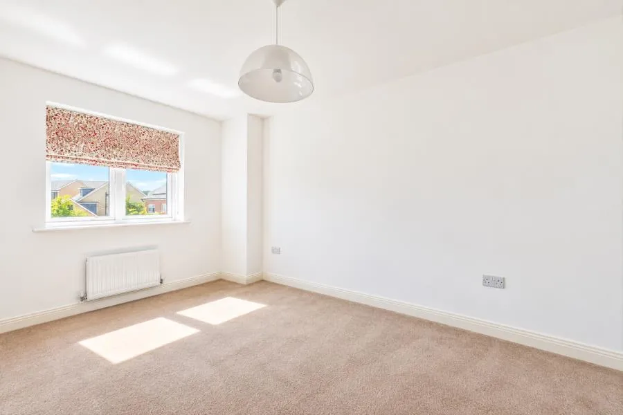 Jersey Close, Knaphill, GU21, photo 16