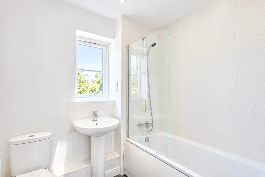 Jersey Close, Knaphill, GU21, photo 6