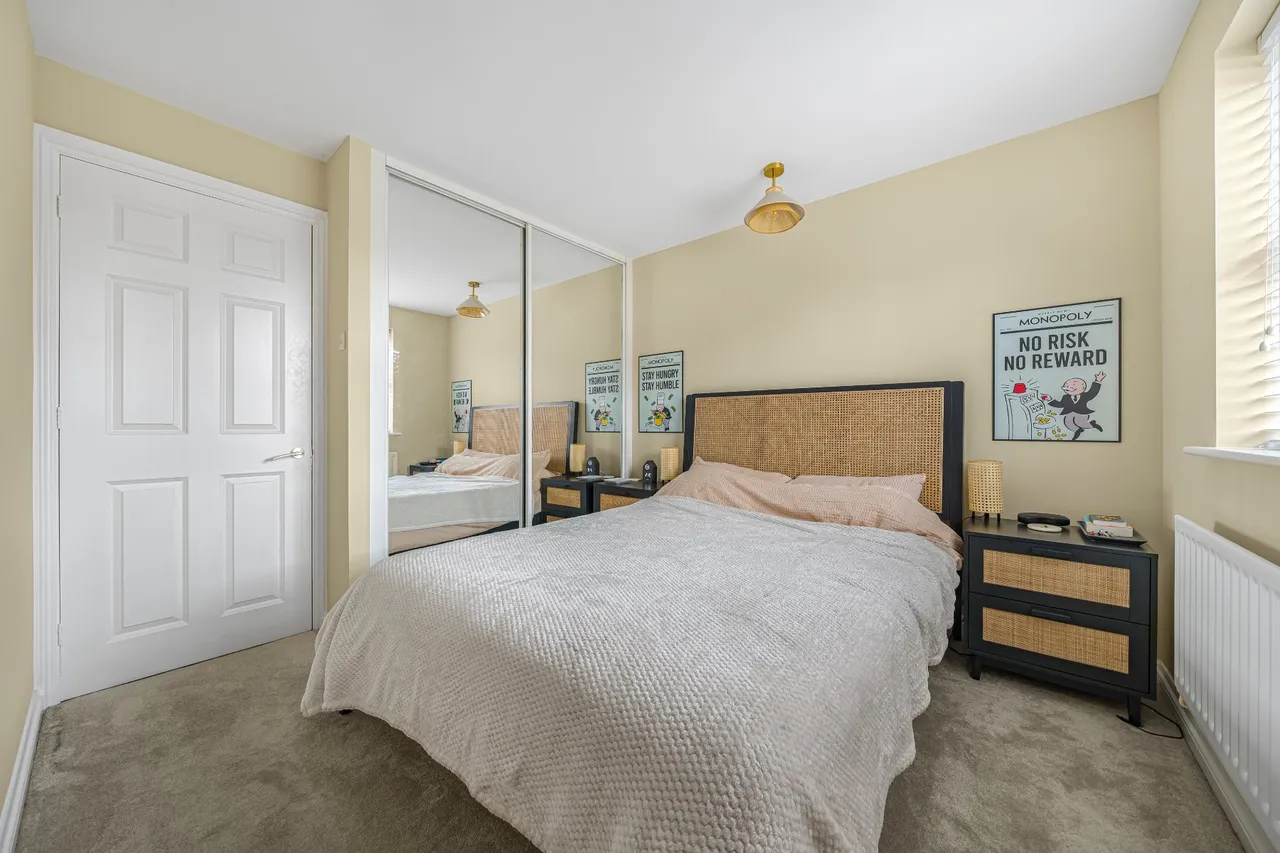 Riverview Gardens, Cobham, KT11, photo 10