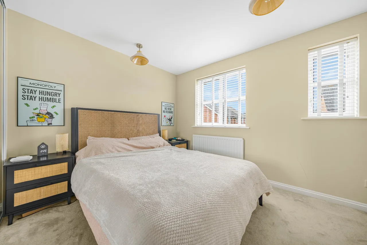 Riverview Gardens, Cobham, KT11, photo 7