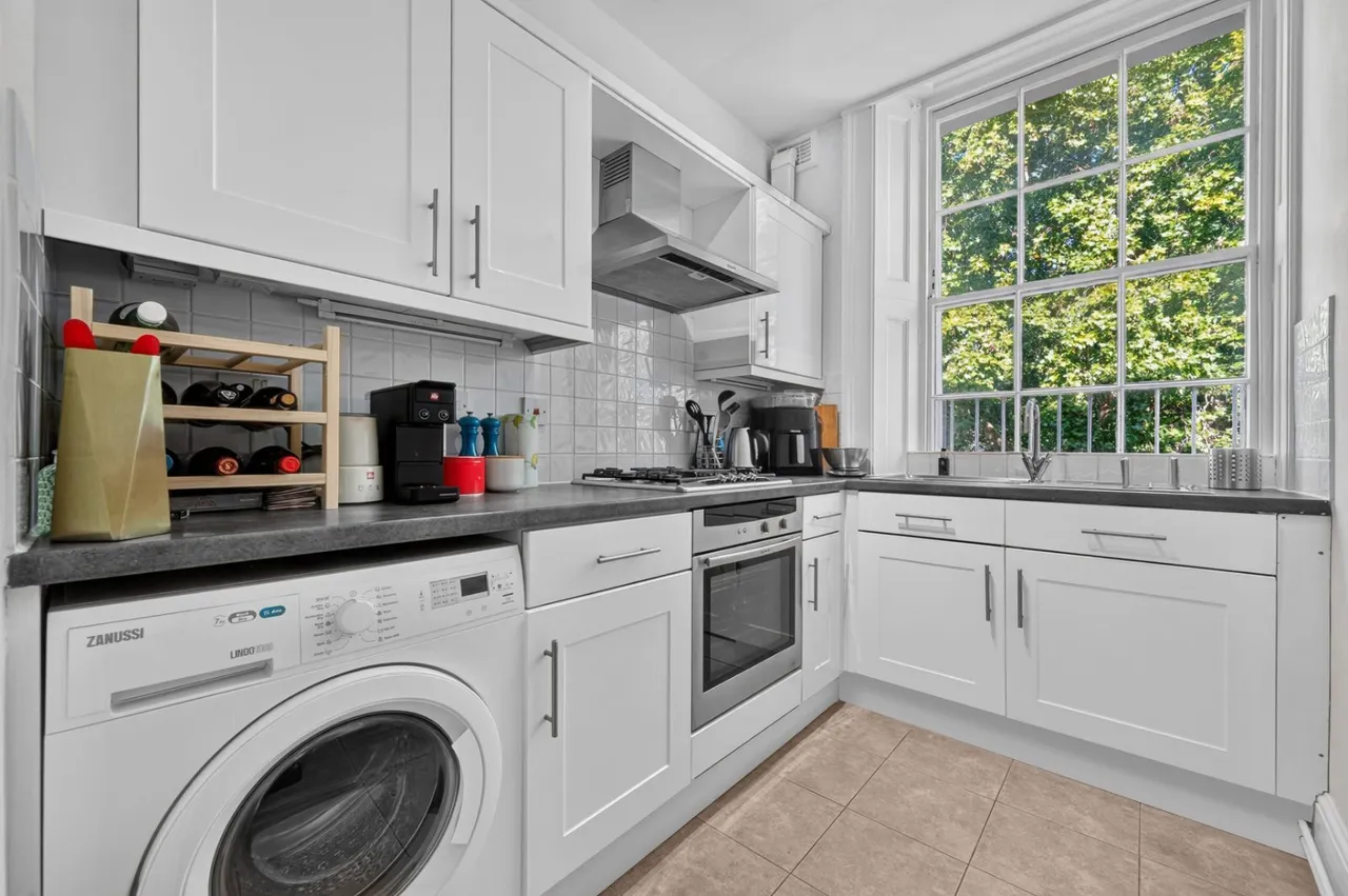 Eccleston Square, Pimlico, SW1V, photo 3