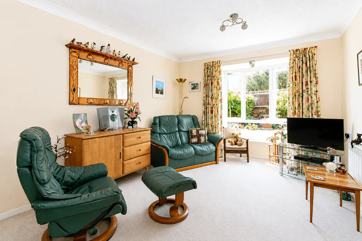 38 Holman Close, Waterlooville, PO8 8HD, photo 12