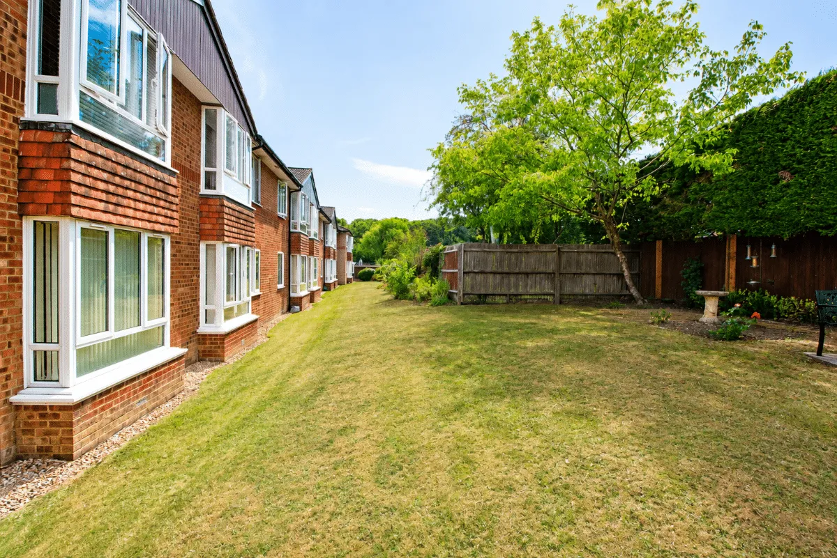 38 Holman Close, Waterlooville, PO8 8HD, photo 19