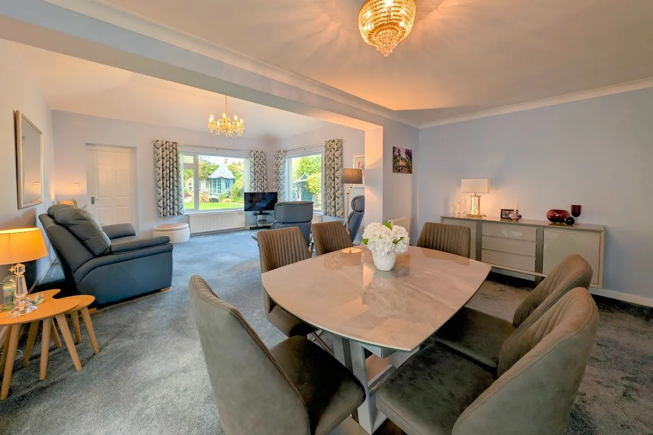Gallows Drive, West Parley, BH22, photo 5