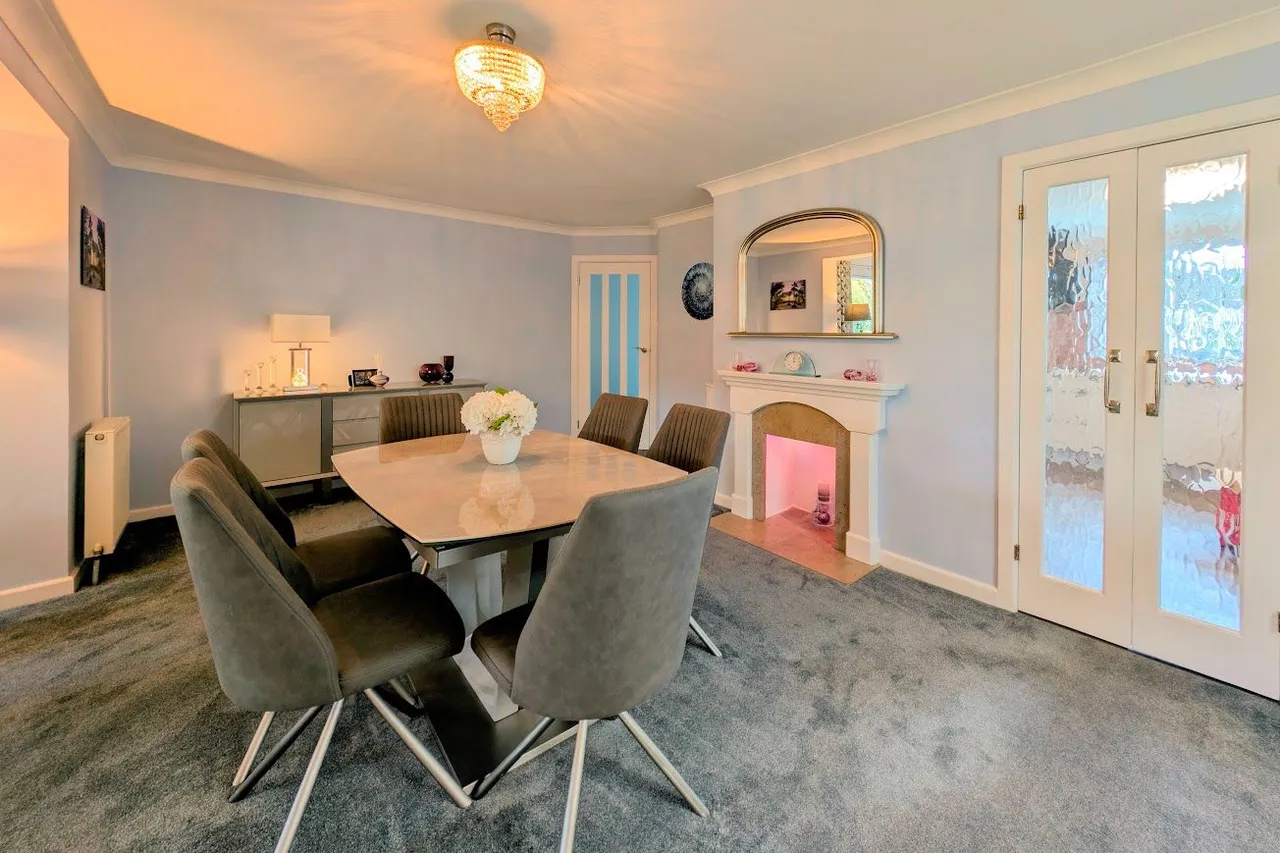 Gallows Drive, West Parley, BH22, photo 7