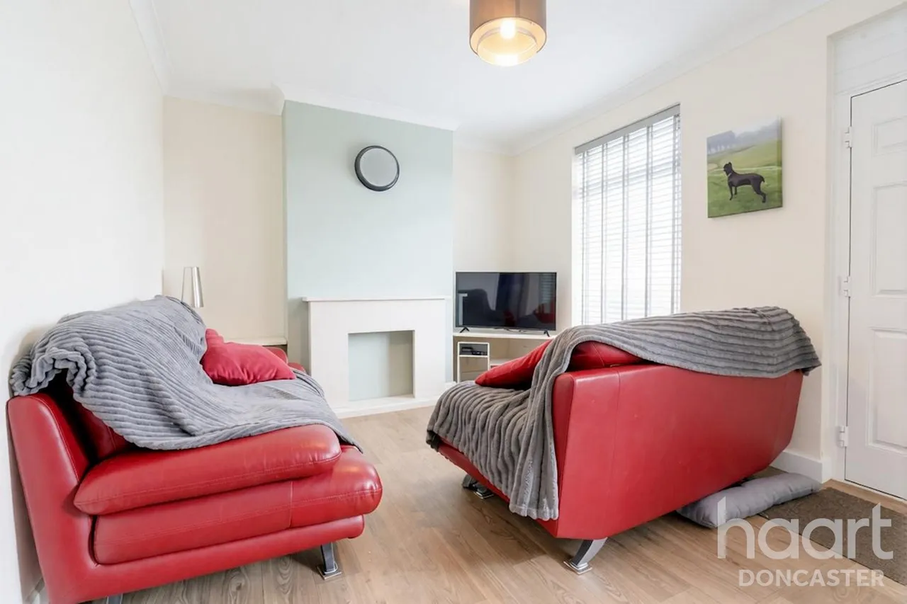 South Street, Highfields, DN6, photo 5