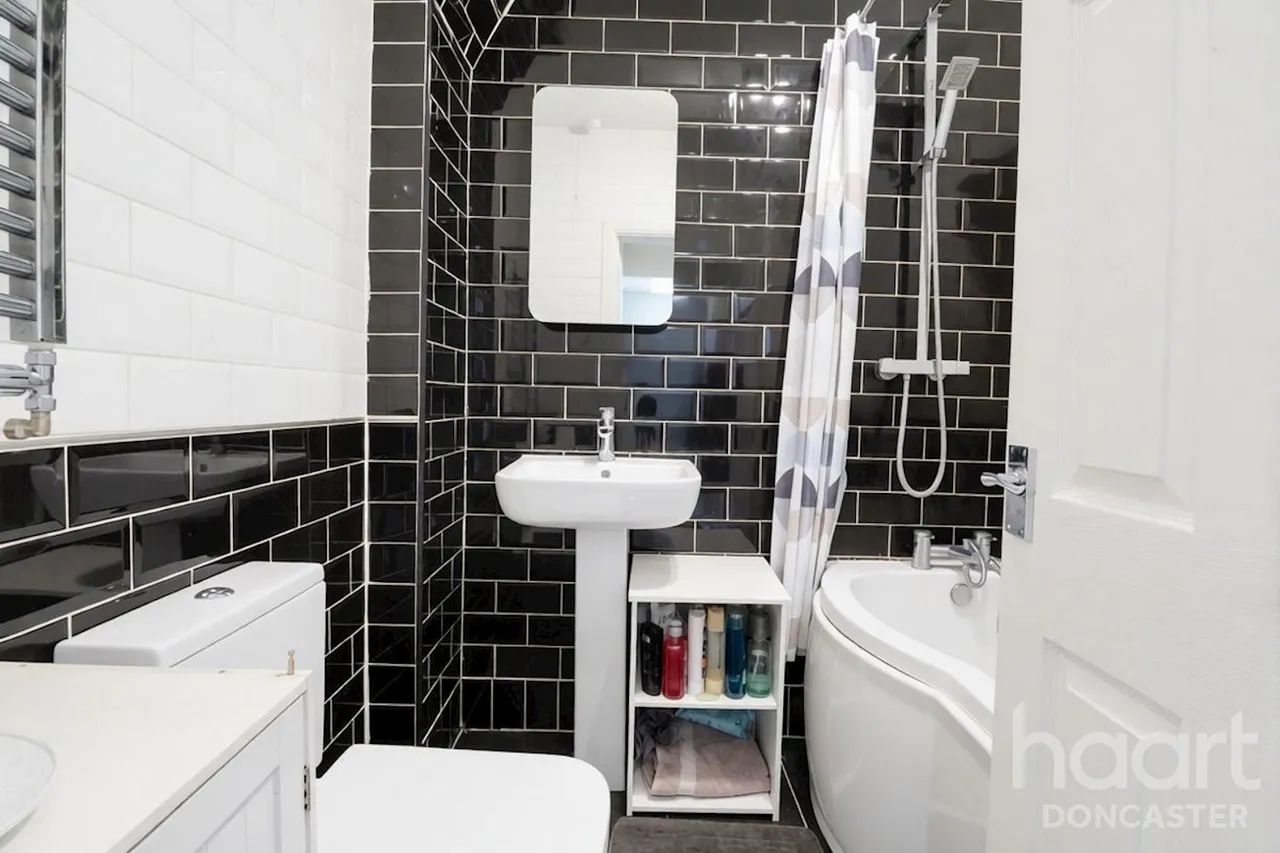South Street, Highfields, DN6, photo 13