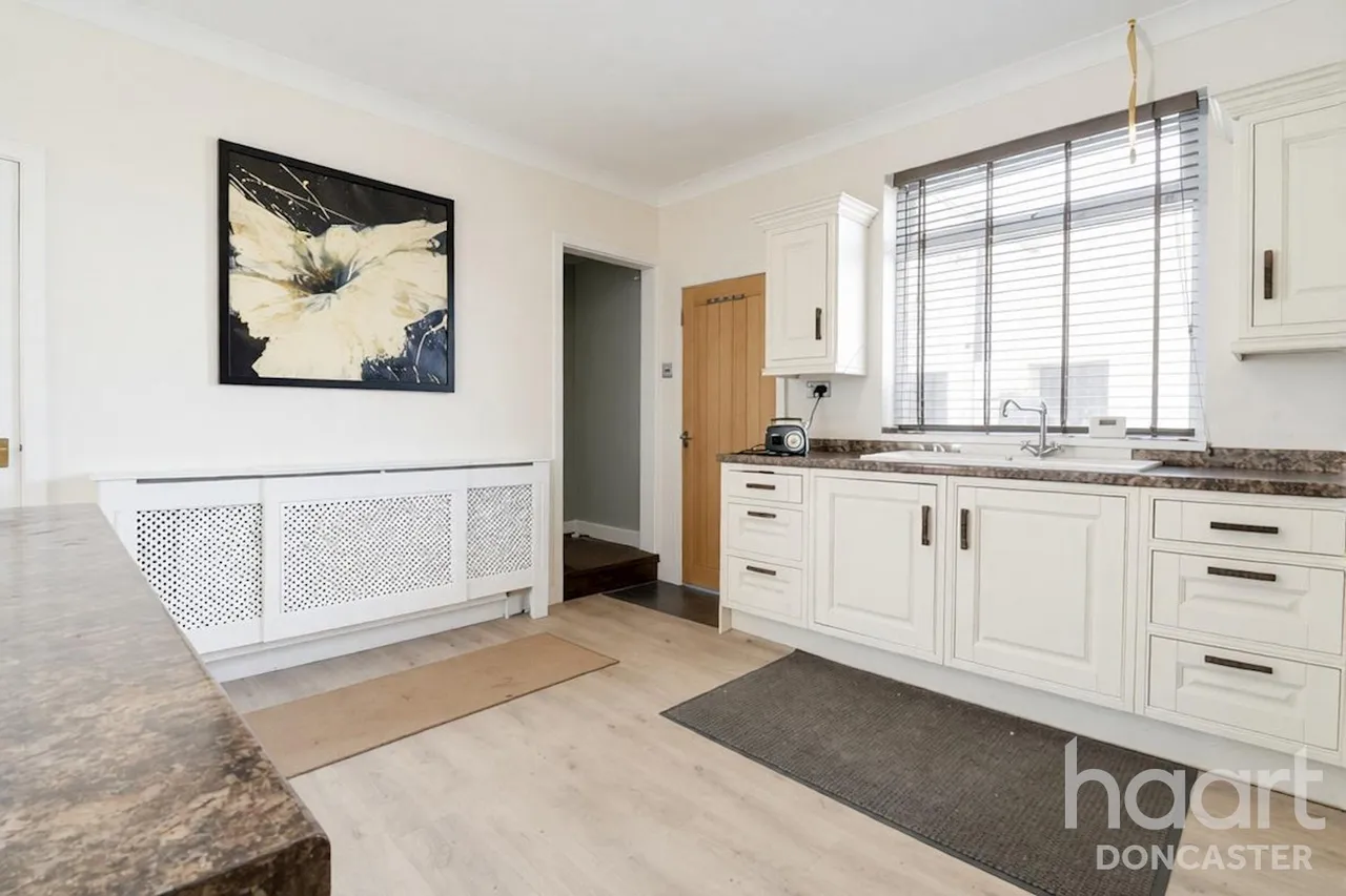 South Street, Highfields, DN6, photo 9
