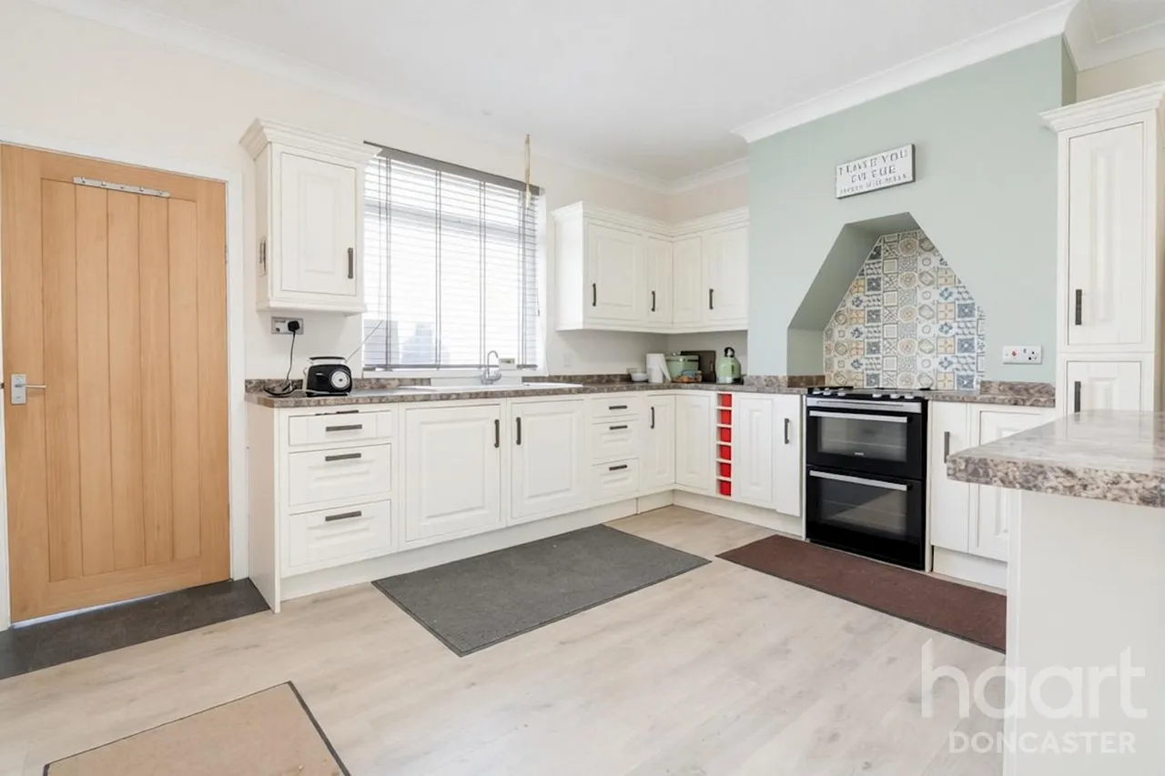South Street, Highfields, DN6, photo 6