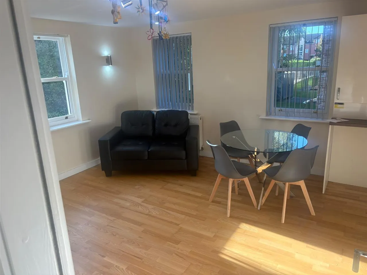 Wilmslow Road, Fallowfield, photo 7