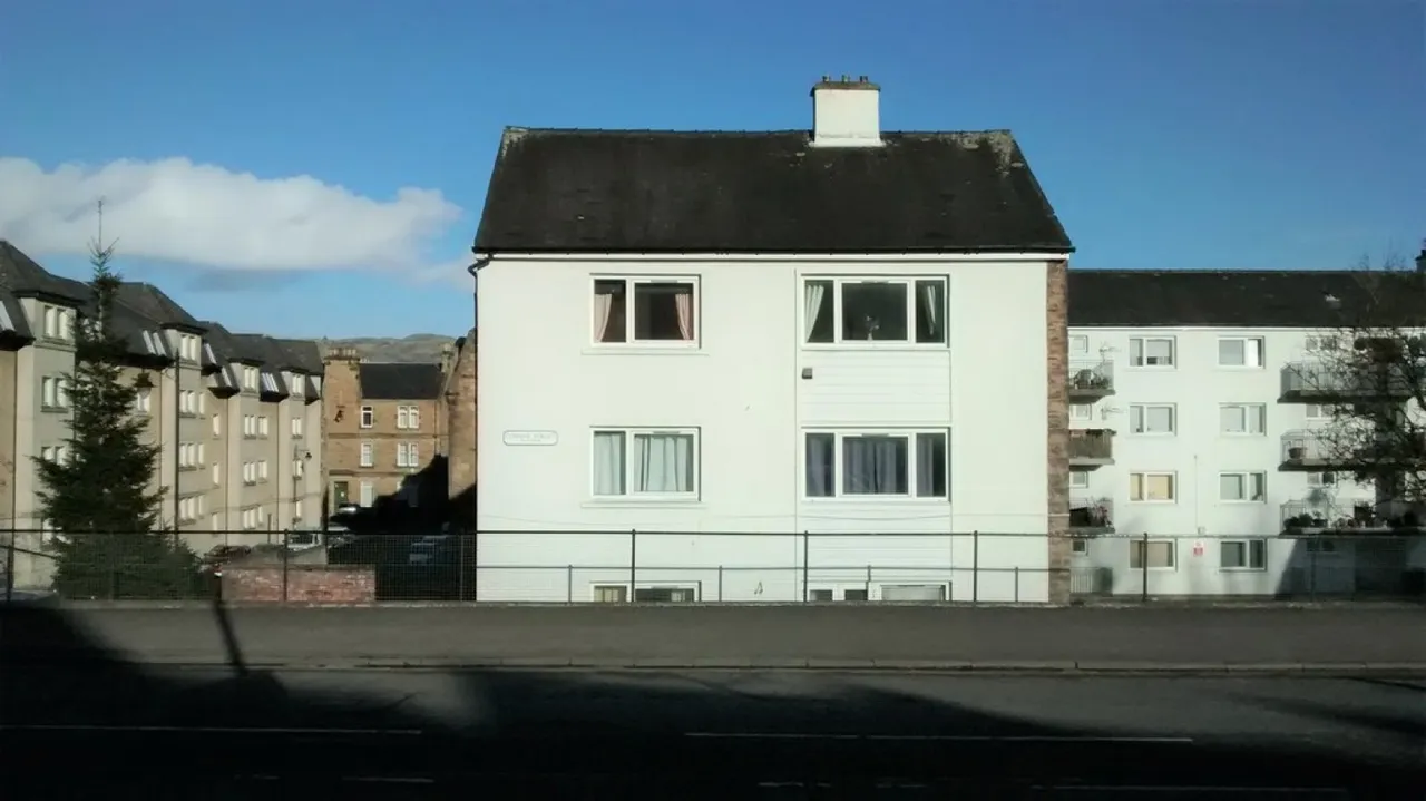 2 bed flat to rent, Cowane Street, Stirling, FK8